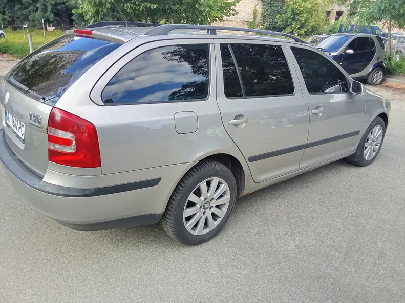Skoda Octavia 2008 - 12