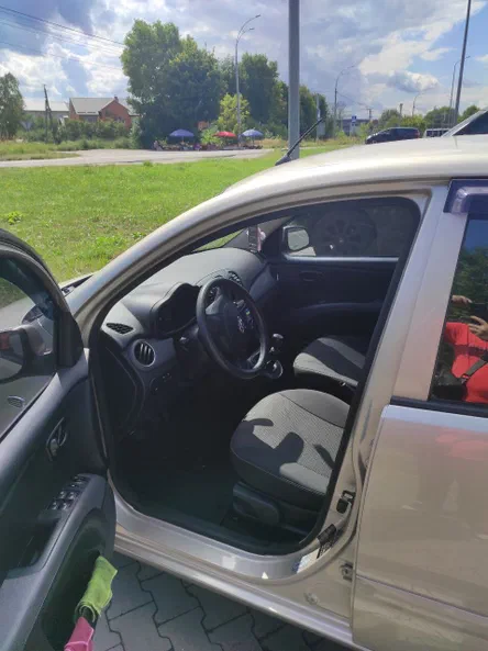 Hyundai i10 2013 - 19