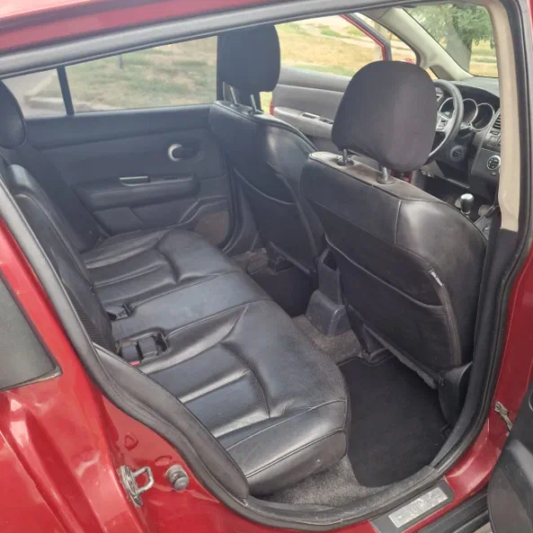 Nissan Tiida 2008 - 5