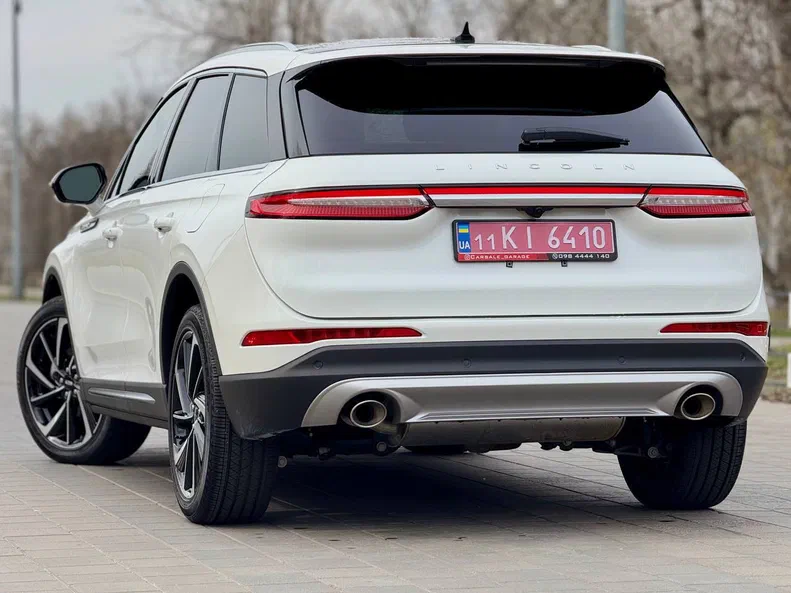 Lincoln Corsair 2024 - 11