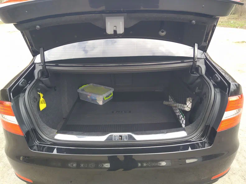 Skoda Superb 2013 - 6