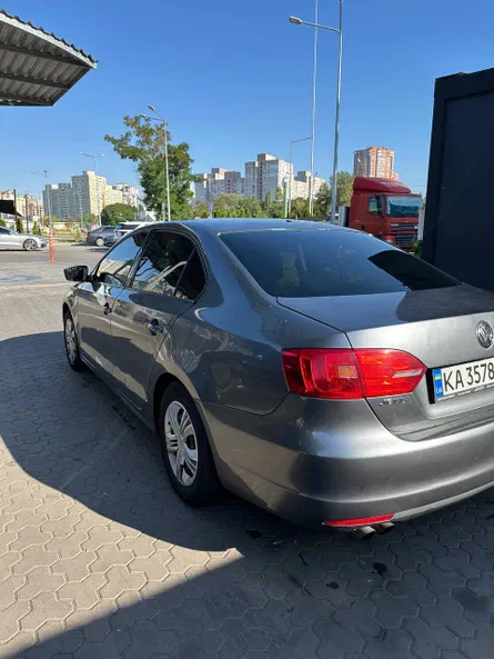 Volkswagen Jetta 2014 - 11