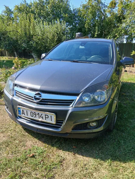 Opel Astra 2010