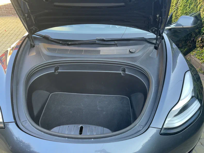 Tesla Model 3 2019 - 8