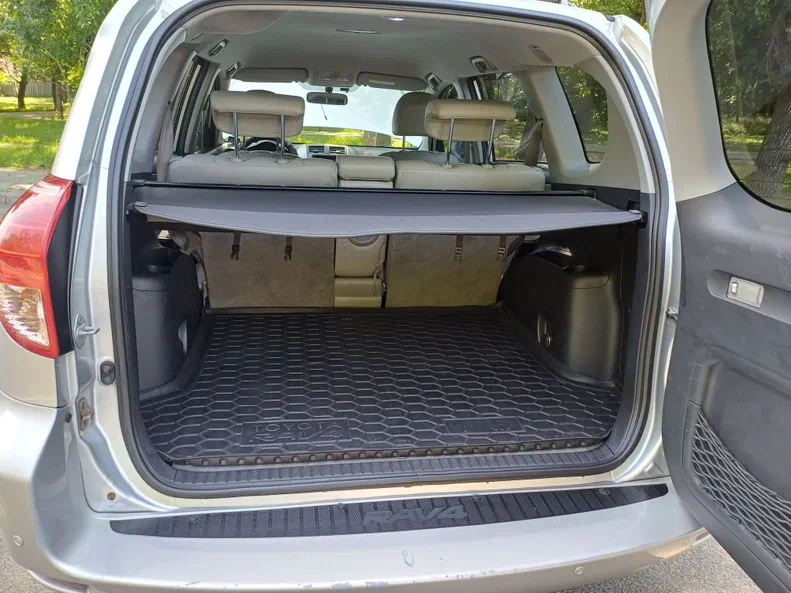 Toyota RAV4 2007 - 9