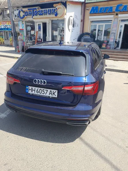 Audi A4 2020 - 8