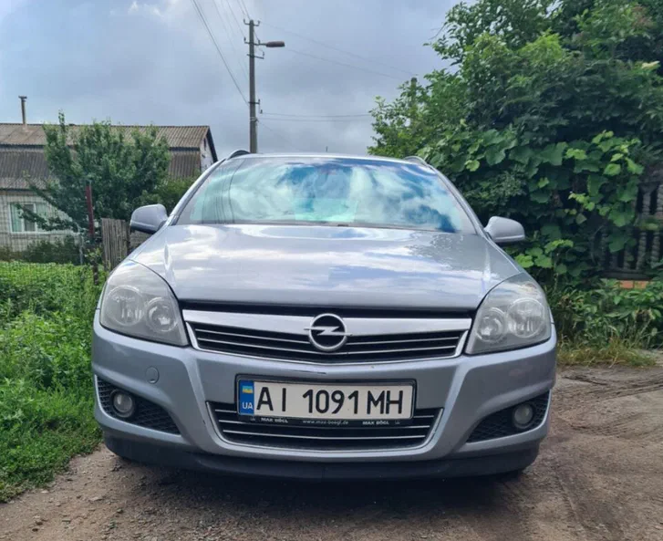 Opel Astra 2010