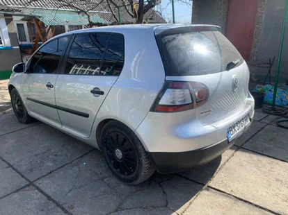 Volkswagen Golf 2004