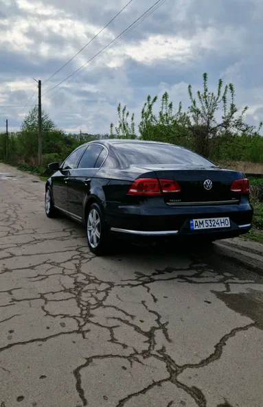 Volkswagen Passat 2011 - 5