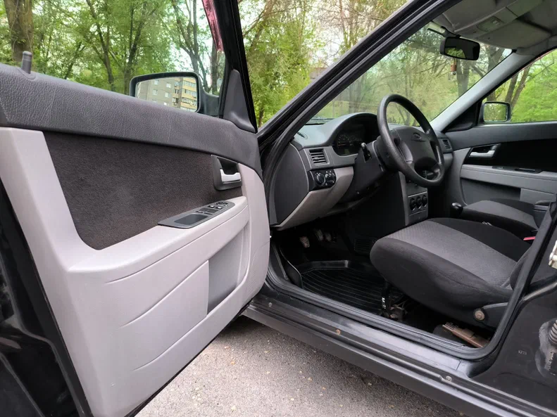 Lada (ВАЗ) Priora 2010 - 8