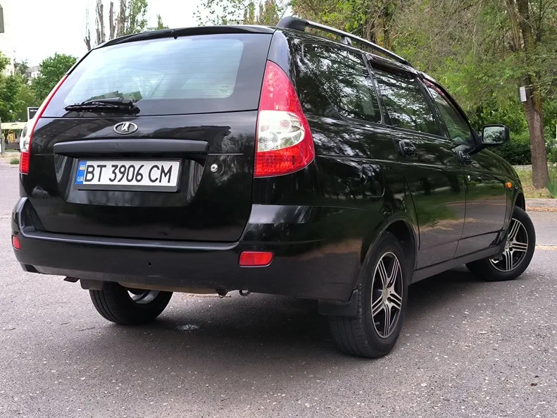 Lada (ВАЗ) Priora 2010 - 1