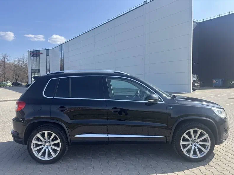 Volkswagen Tiguan 2010 - 1