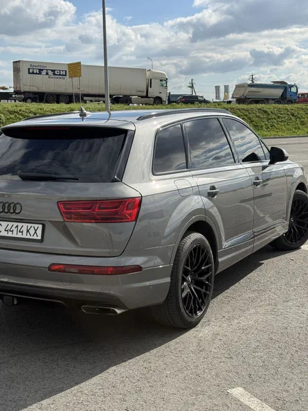 Audi Q7 2016 - 7