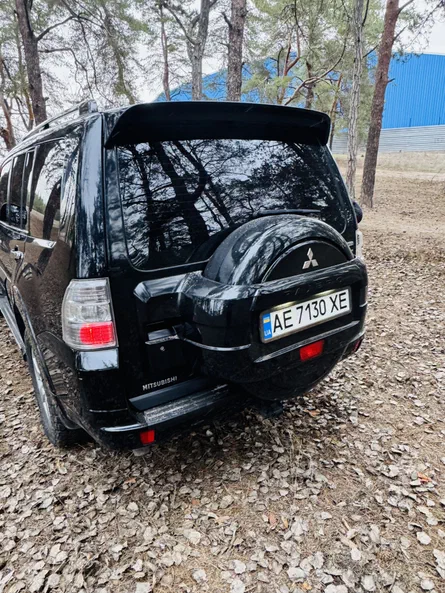 Mitsubishi Pajero 2007 - 9
