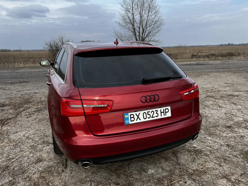Audi A6 2011 - 13