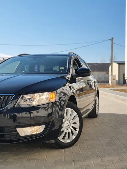 Skoda Octavia 2015 - 1