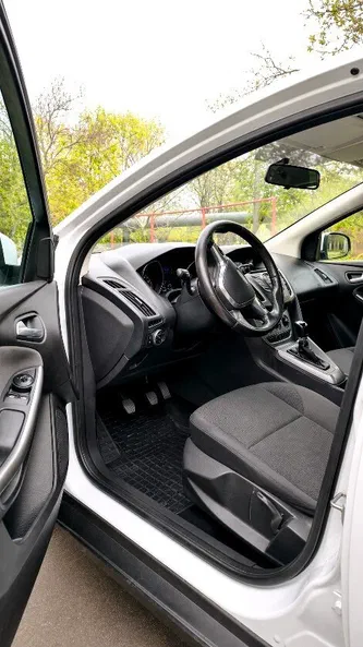 Ford Focus 2011 - 8