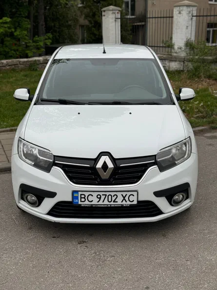Renault Logan 2017 - 1