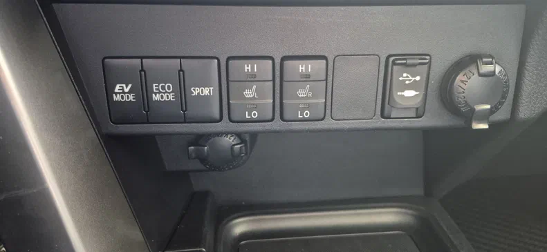 Toyota RAV4 2017 - 15