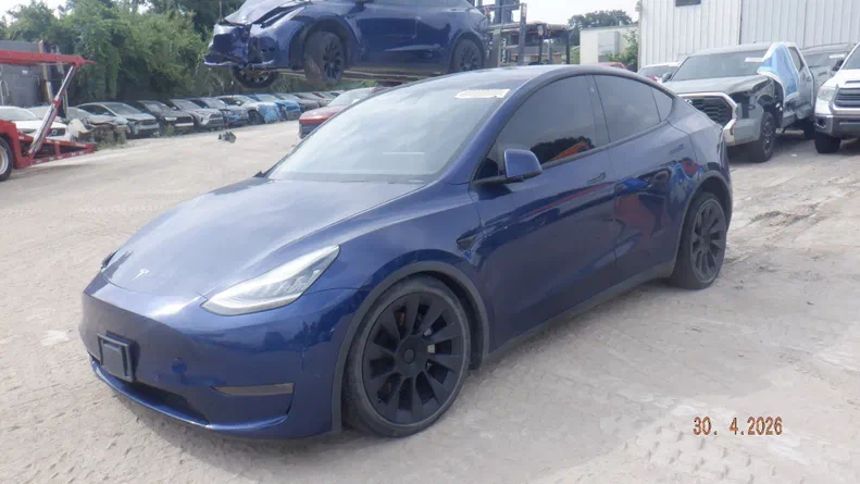 Tesla Model Y 2020 - 4