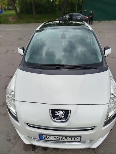Peugeot 5008 2010 - 2