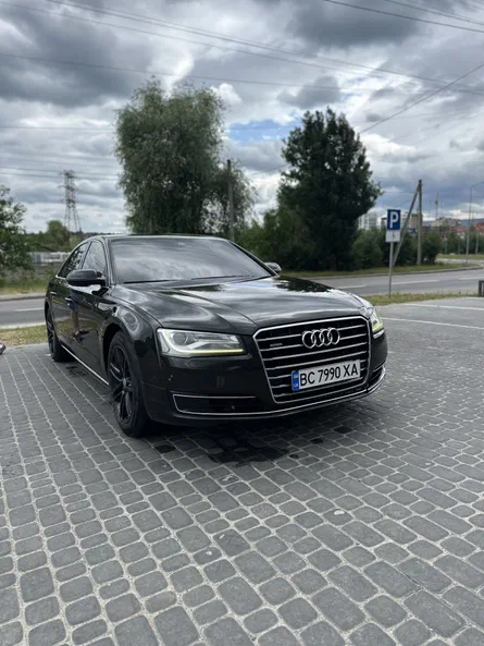 Audi A8 2014 - 1
