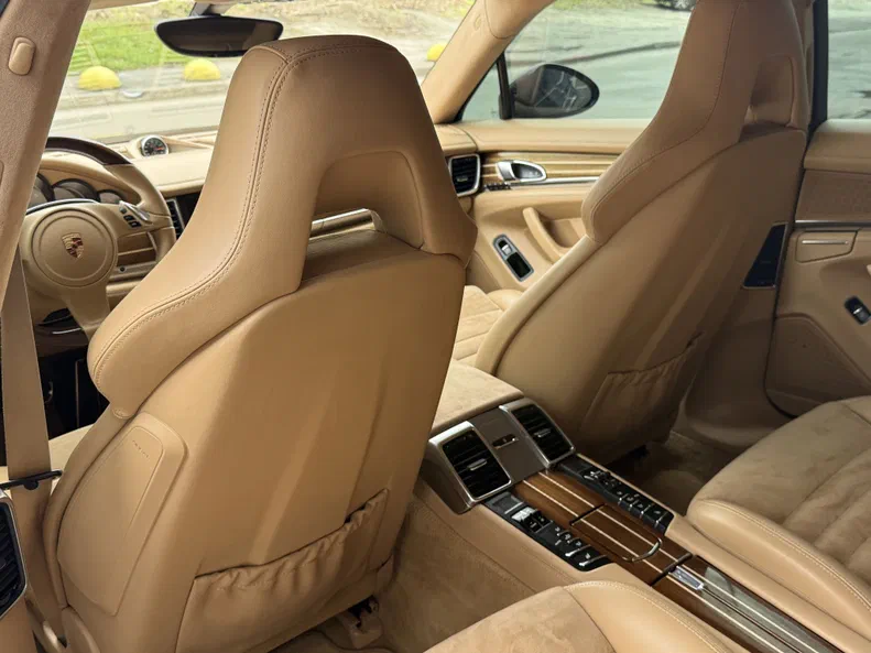 Porsche Panamera 2013 - 11