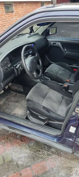 Volkswagen Vento 1994 - 11