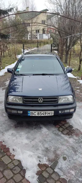 Volkswagen Vento 1994 - 0