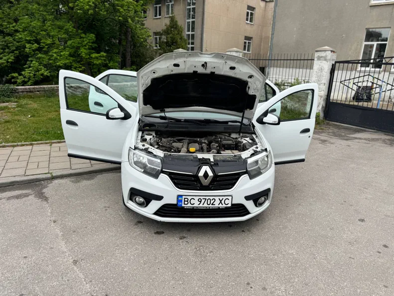 Renault Logan 2017 - 16