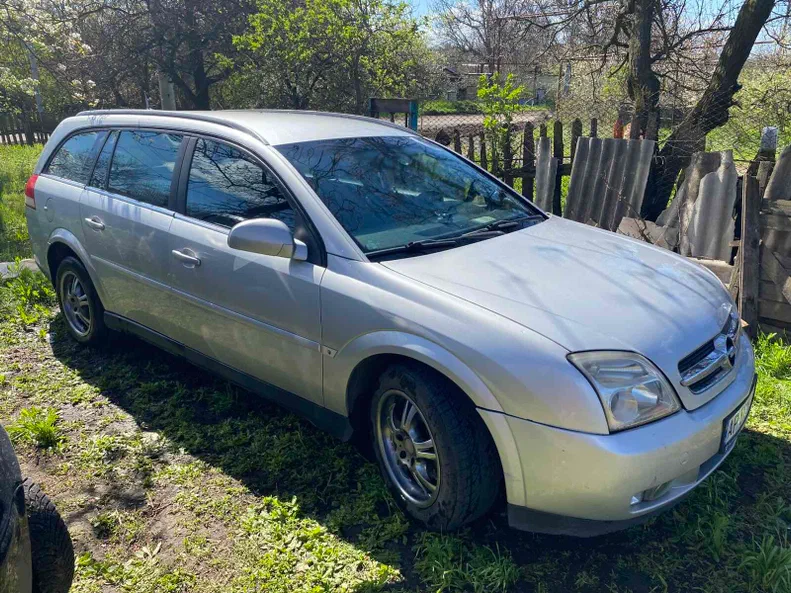 Opel Vectra 2004 - 1