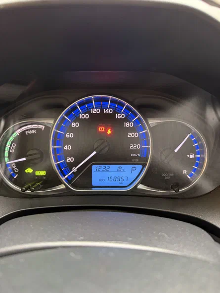 Toyota Yaris 2014 - 10