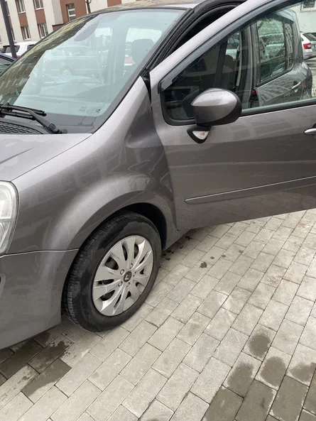 Renault Modus 2011 - 2