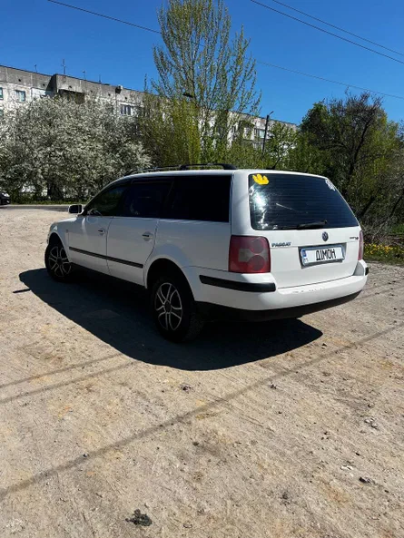 Volkswagen Passat 2002 - 4