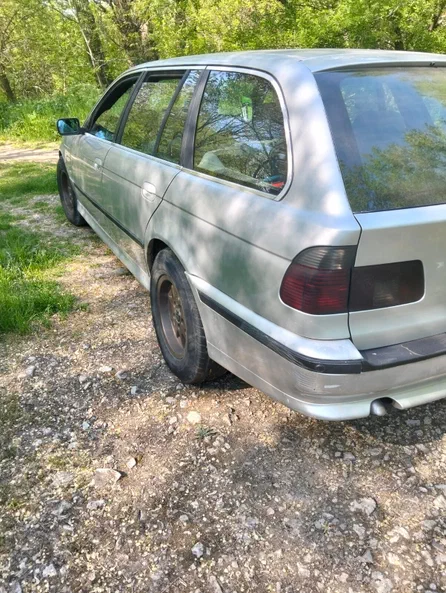 BMW 5 серія 2003 - 17