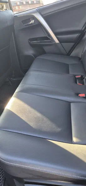 Toyota RAV4 2017 - 8