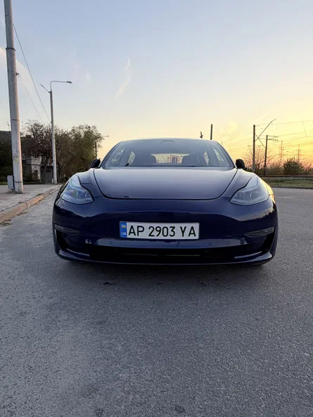 Tesla Model 3 2022 - 0