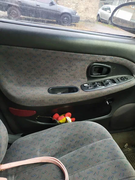 Hyundai Sonata 1997 - 6