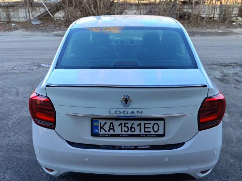 Renault Logan 2021 - 12