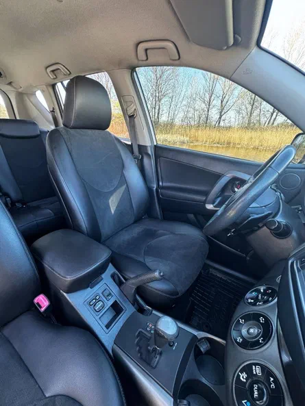 Toyota RAV4 2012 - 13
