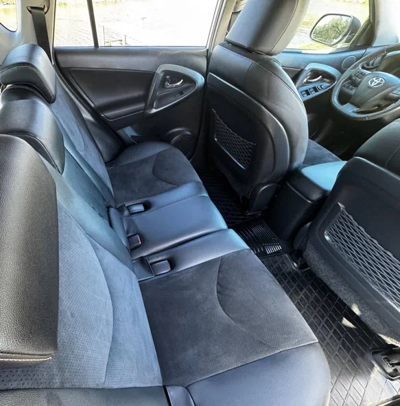 Toyota RAV4 2012 - 16