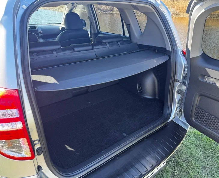 Toyota RAV4 2012 - 17