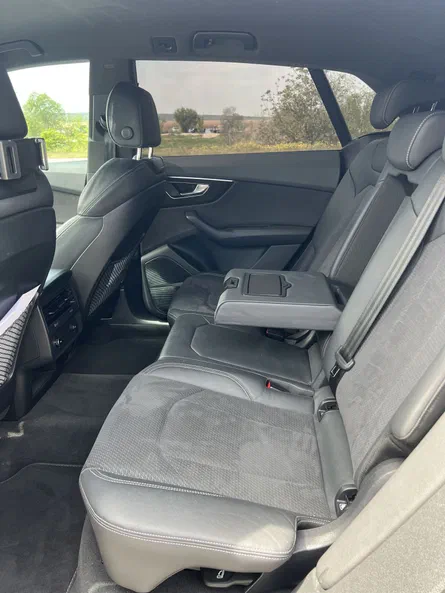 Audi Q8 2022 - 19