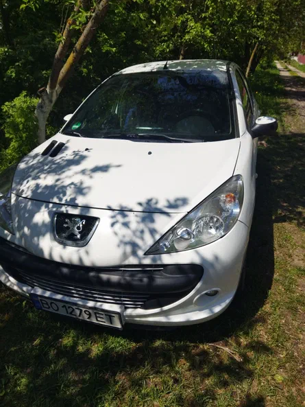 Peugeot 206 2012 - 0