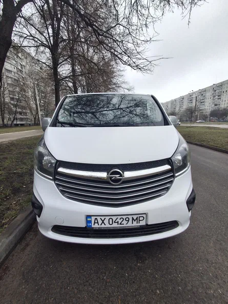 Opel Vivaro 2016 - 0