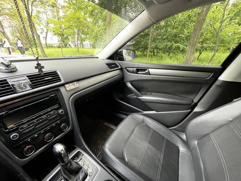 Volkswagen Passat 2013 - 7