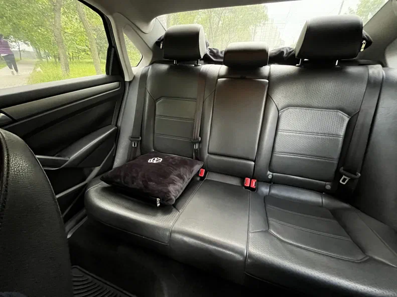 Volkswagen Passat 2013 - 9