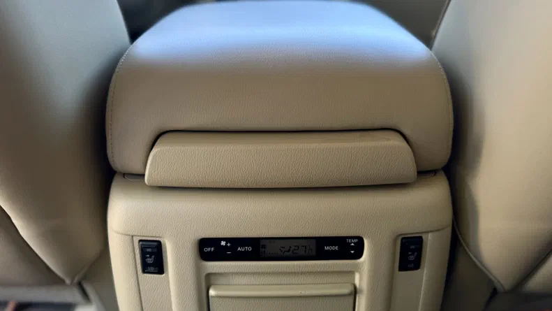 Infiniti QX56 2010 - 19