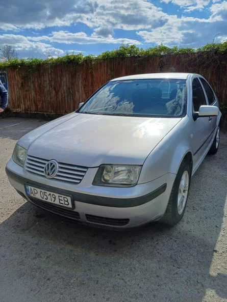 Volkswagen Bora 2002 - 1