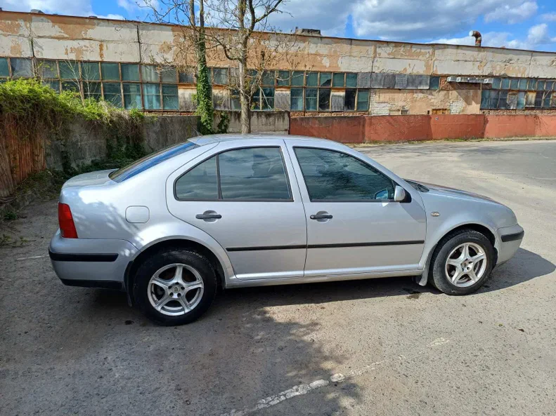 Volkswagen Bora 2002 - 2